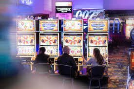 7sjl sports and casino platform overview on mobile screen